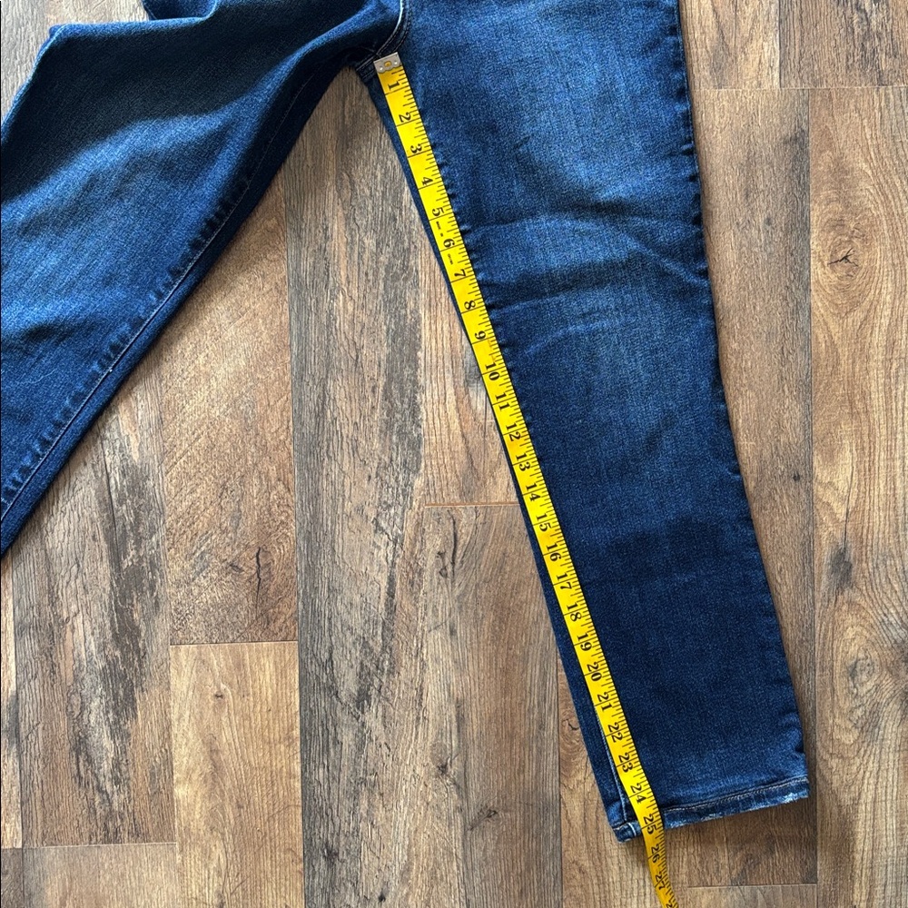 Kut from the Kloth Reese High Rise Fab Ab Ankle Straight Leg Jeans size 2 - Picture 3 of 10
